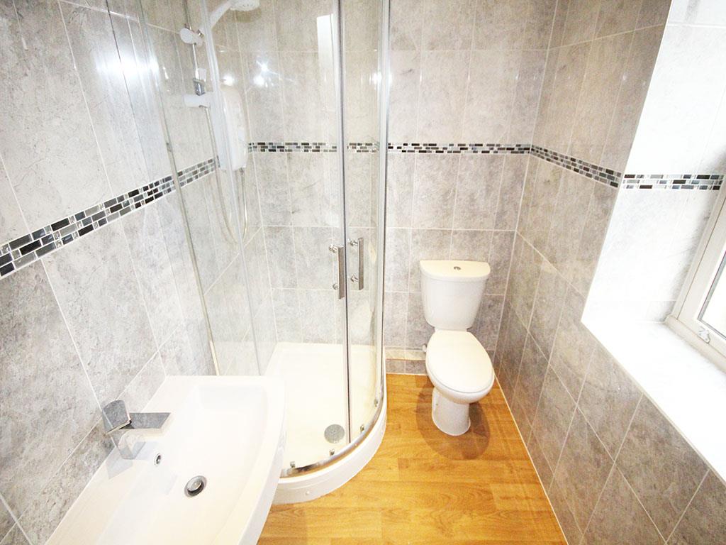 2 bedroom apartment To Let in Barnoldswick - 2016-01-14 10.39.58.jpg